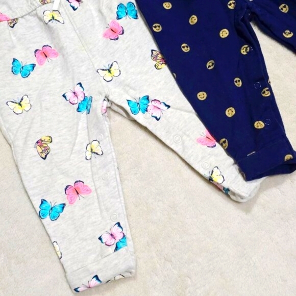 Carter’s Hooded Rompers 12M – Butterfly & Smiley Print 2-Pack EUC Cotton Soft - Picture 3 of 10